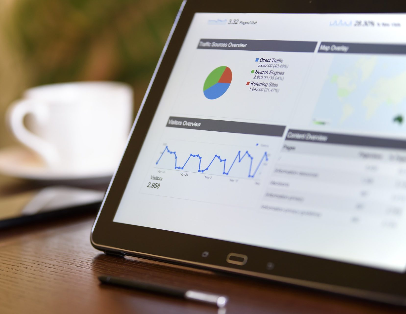 cropped-digital-marketing-1433427_1920.jpg